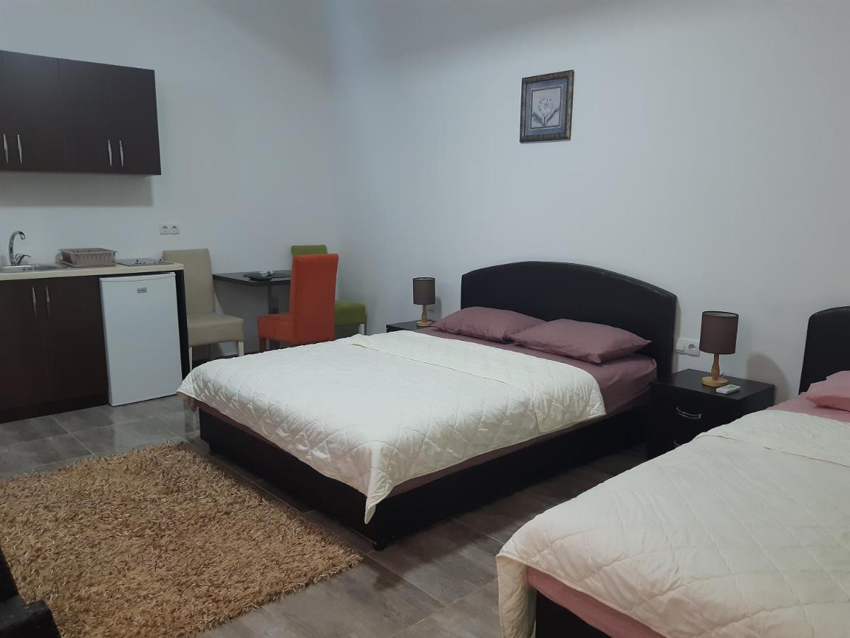Zara Apartments Ulcinj Ngoại thất bức ảnh