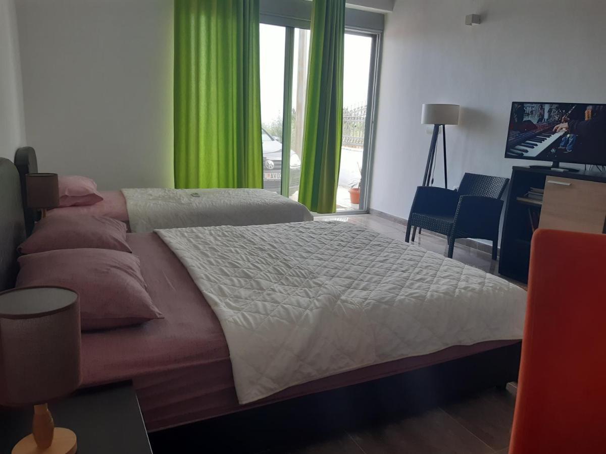 Zara Apartments Ulcinj Ngoại thất bức ảnh