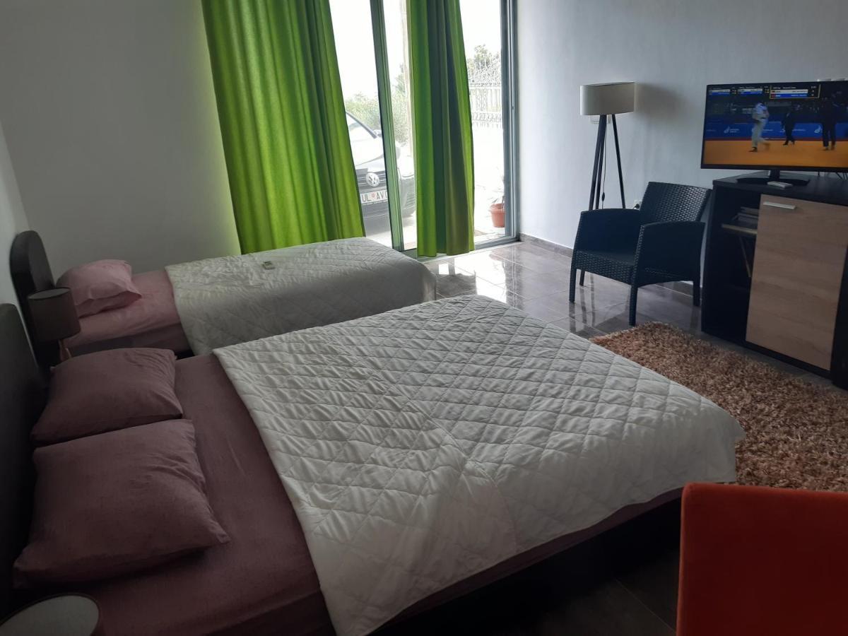 Zara Apartments Ulcinj Ngoại thất bức ảnh