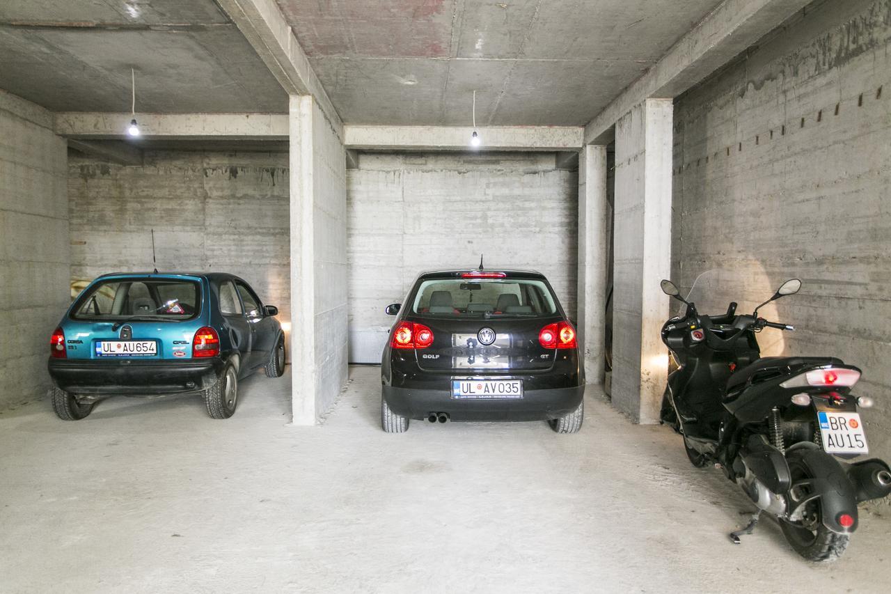 Zara Apartments Ulcinj Ngoại thất bức ảnh