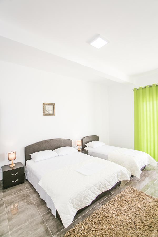 Zara Apartments Ulcinj Ngoại thất bức ảnh