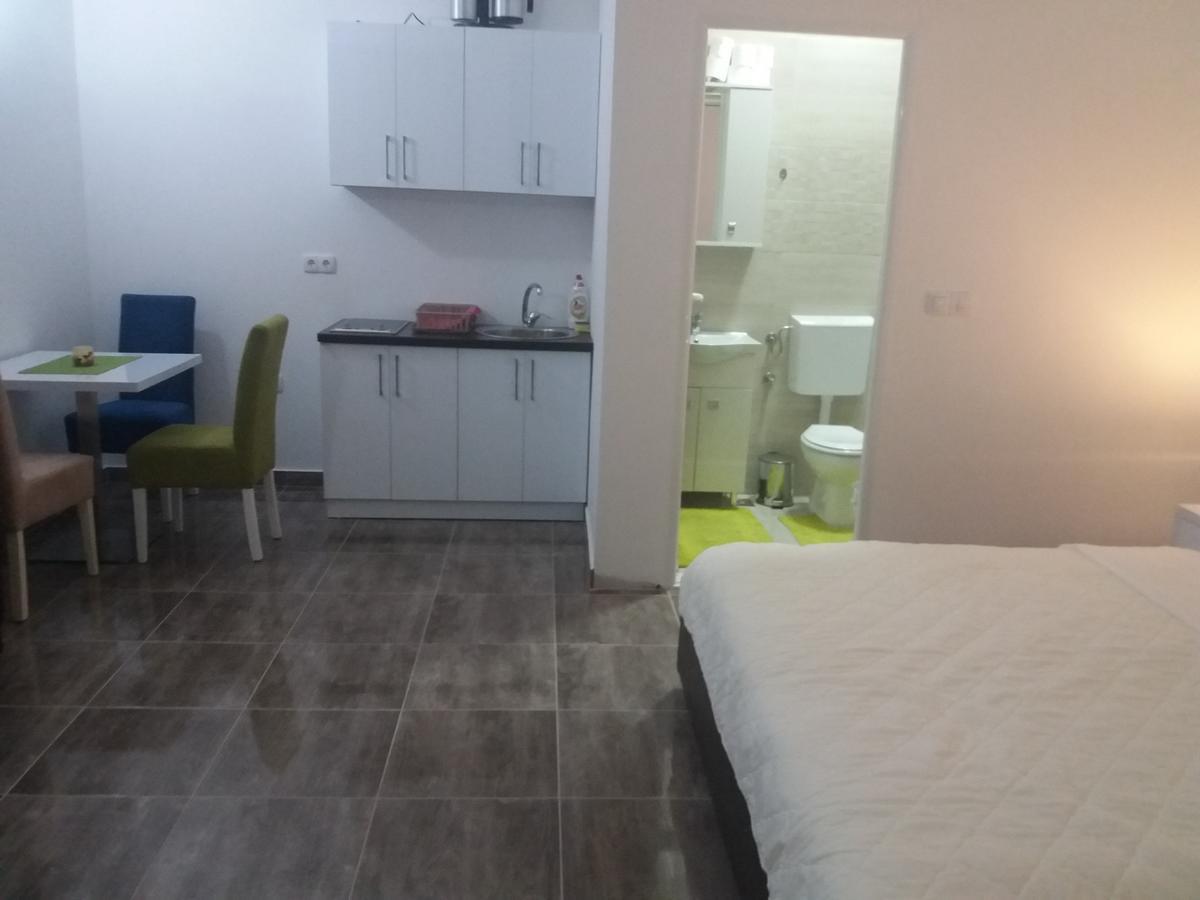 Zara Apartments Ulcinj Ngoại thất bức ảnh
